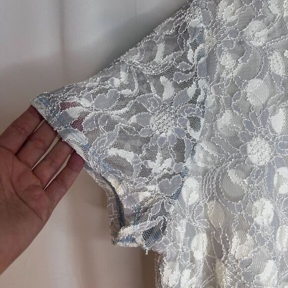 Susan Graver White Lace Overlay Scoop Neck Short Sleeve Blouse Size Large - Picture 4 of 9